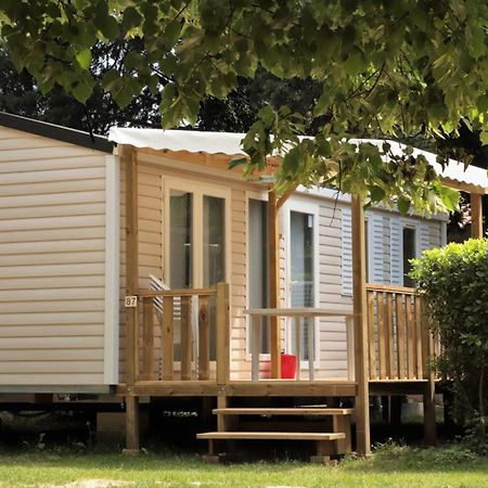 Camping Les Avignon - La Laune Villeneuve-lès-Avignon Buitenkant foto