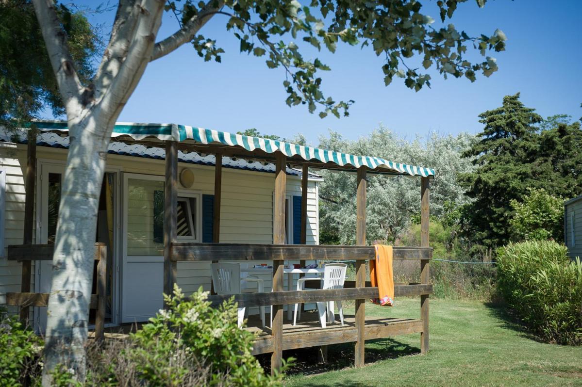 Camping Les Avignon - La Laune Villeneuve-lès-Avignon Buitenkant foto