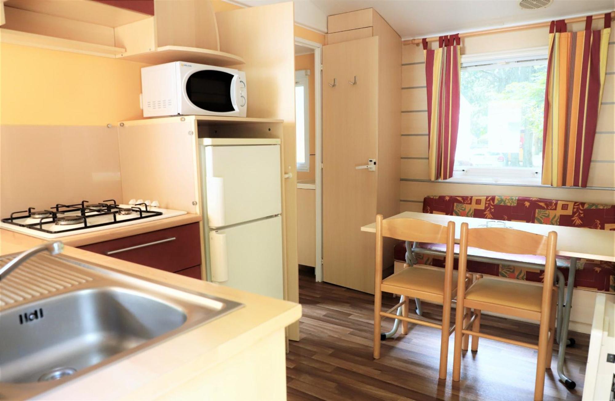 Camping Les Avignon - La Laune Villeneuve-lès-Avignon Kamer foto