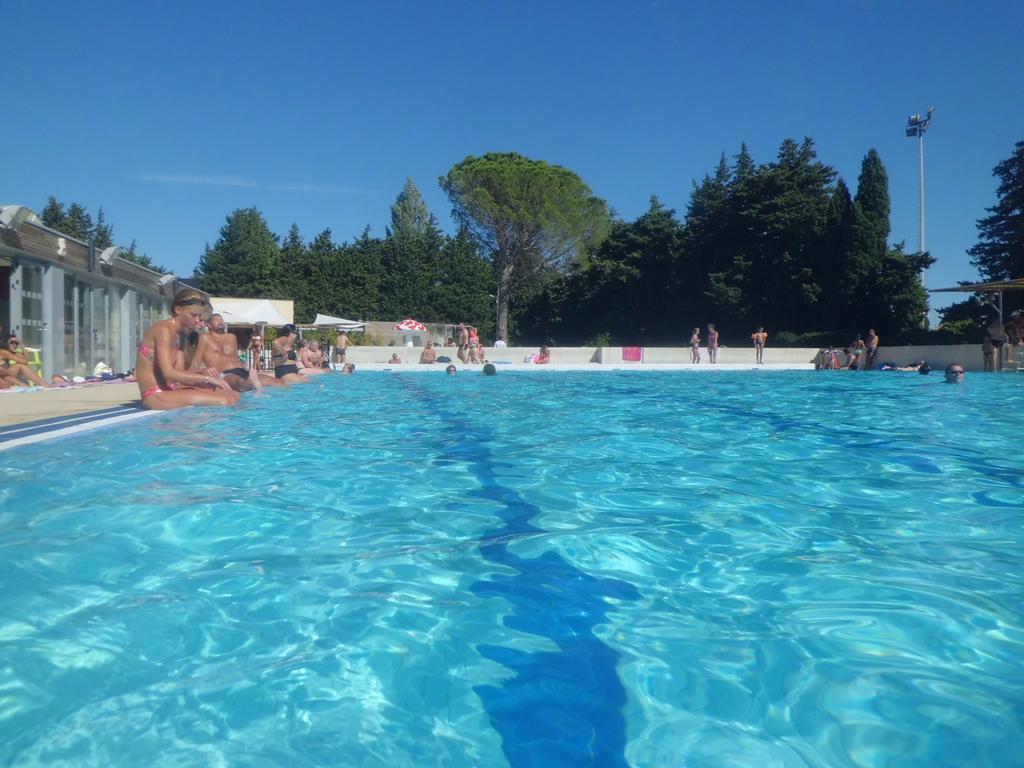 Camping Les Avignon - La Laune Villeneuve-lès-Avignon Buitenkant foto